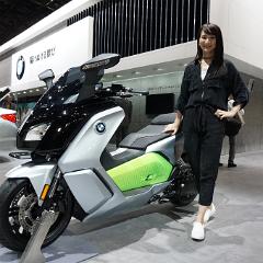 BMW C Revolution